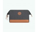 CABAIA Louis Trichardt Trousse de toilette grand angle sur cosmo-lepuy.fr