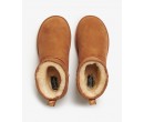 SUPERDRY Mini bottes en daim Sherpa sur cosmo-lepuy.fr