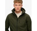 SUPERDRY Veste à capuche Softshell Trekker sur cosmo-lepuy.fr